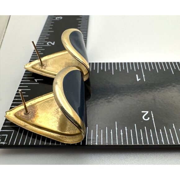 Vintage Navy Blue Enamel Triangle Clip on Earrings Gold Tone Retro Fash Career - Picture 5 of 5